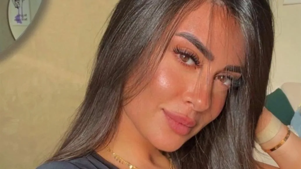 ميرنا نور الدين تثير الإعجاب في أحدث إطلالة لها على الساحل ميرنا نور الدين تثير الإعجاب في أحدث إطلالة لها على الساحل