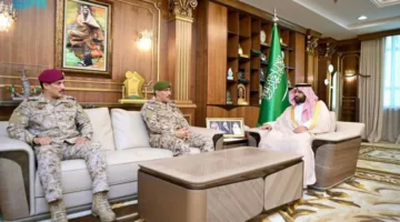 الأمير محمد بن عبدالعزيز يرحب بالقائدين السابق والحالي لقوة جازان