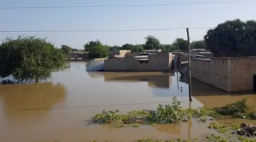 الفيضانات في إثيوبيا تجرف المباني وتدفع الآلاف للنزوح | تابع التفاصيل