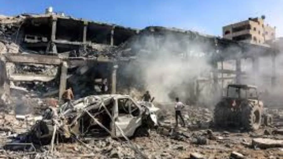 مجزرة جديدة للقوات الاحتلال في حي الشيخ رضوان.. واستشهاد طفلة فلسطينية جراء الحصار في غزة مجزرة جديدة للقوات الاحتلال في حي الشيخ رضوان.. واستشهاد طفلة فلسطينية جراء الحصار في غزة