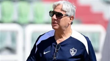 عبد الناصر محمد يعلن مواعيد المباريات الودية للزمالك بعد انتهاء معسكر العاصمة الإدارية.