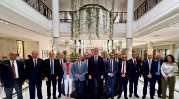 وزير البترول يجتمع مع وزير الطاقة والتجارة والصناعة القبرصي في العاصمة نيقوسيا.