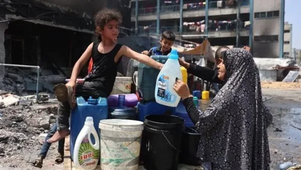 بابا الفاتيكان يستقبل الرئيس الجزائري ويشدد على أهمية التواصل من أجل تحقيق السلام