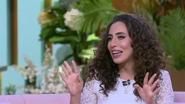 منة القيعى ت divulge the secret behind the presence of celebrities at her wedding. منة القيعى ت divulge the secret behind the presence of celebrities at her wedding.