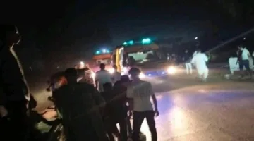 بالأسماء: مقتل وإصابة خمسة أفراد من عائلة نتيجة انقلاب سيارة في ترعة بالبحيرة