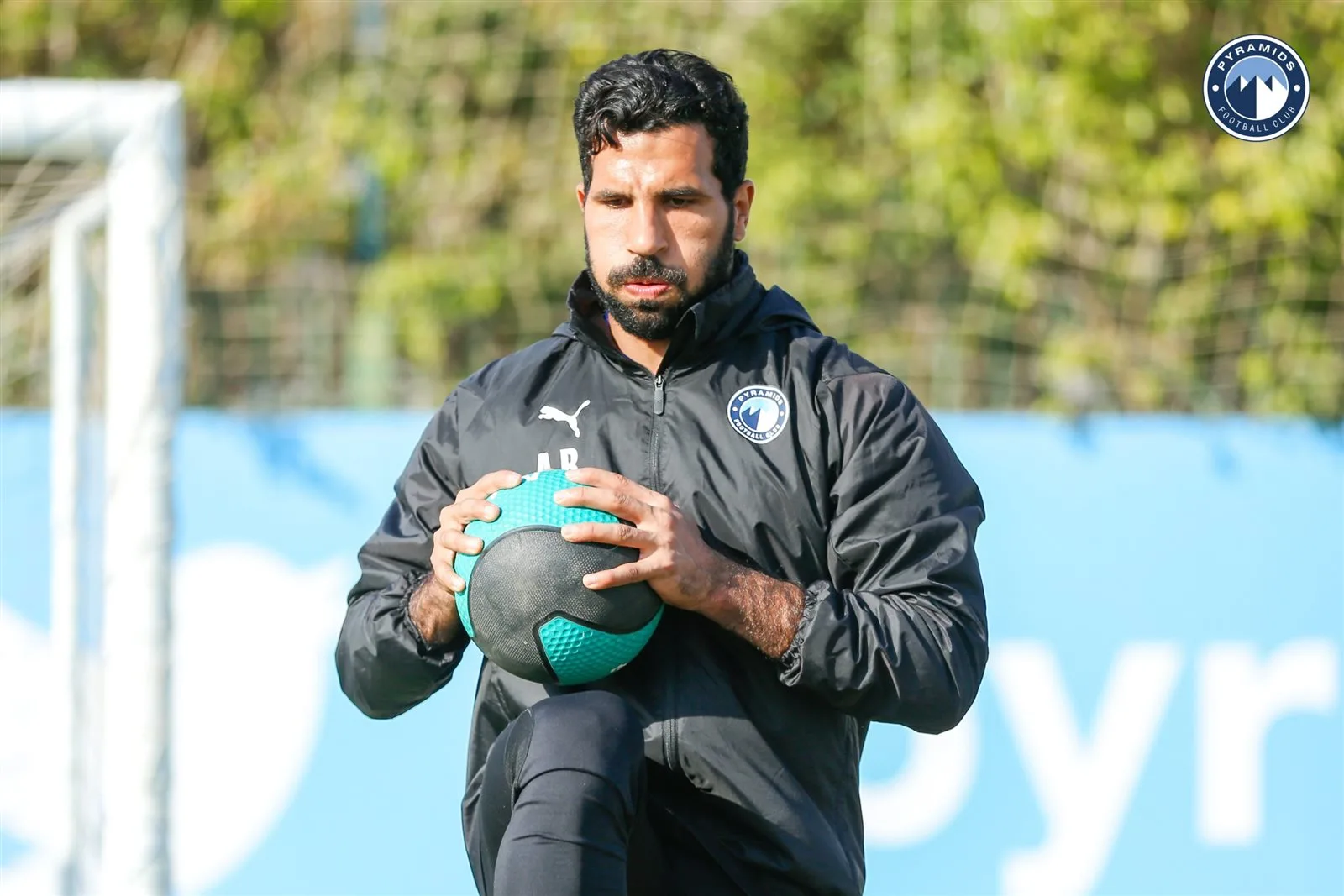 نجم الزمالك السابق: مهدي سليمان تعزيز مثالي للفريق… والانتقالات مُبشرة بالخير.
