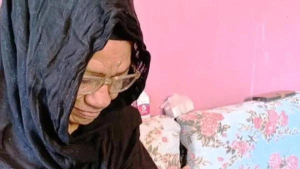أسوان في يوم واحد: تقدير لمكافحة الأمية في القاهرة، مشاريع فنية على واجهات المباني، ومبادرة لتحديث طريق السادات. أسوان في يوم واحد: تقدير لمكافحة الأمية في القاهرة، مشاريع فنية على واجهات المباني، ومبادرة لتحديث طريق السادات.