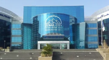 جامعة زويل: توافق التخصص مع قدرات الطالب واحتياجات سوق العمل يجب أن يكون معيارًا أساسيًا للأسر.