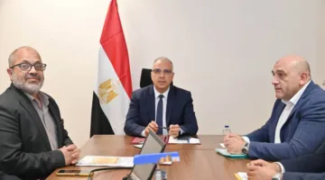 وزير الري يراقب جهود حماية السواحل المصرية ويستعد لعقد اجتماع اللجنة العليا لرخص الشواطئ