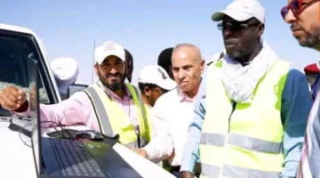وزير البنية التحتية في تشاد يتفقد أعمال المسح الطوبوغرافي لطريق يربط بين مصر وليبيا وتشاد