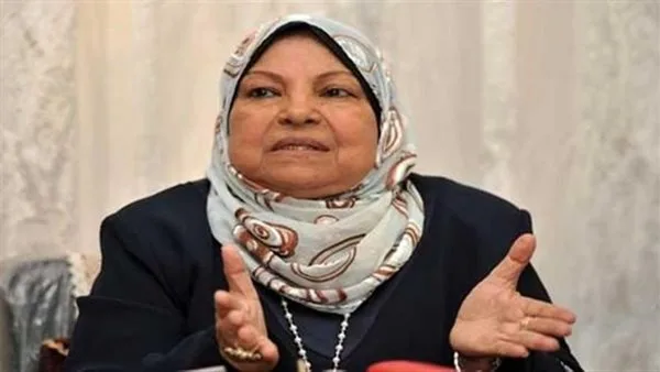 جدل كبير بشأن فتوى سعاد صالح بجواز شرب الحشيش