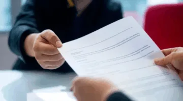 للمقيمين في قطر: 3 خدمات رئيسية من وزارة العمل تشمل خدمة لأصحاب الإقامات العائلية