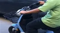قرار بحظر استعمال السكوترات الكهربائية للأطفال في الجيزة قرار بحظر استعمال السكوترات الكهربائية للأطفال في الجيزة