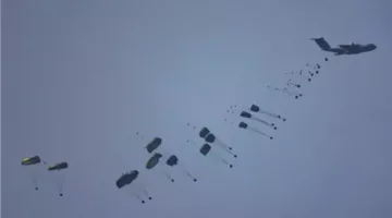 إسرائيل ستتيح للدول الأجنبية إلقاء مساعدات جوية إلى غزة بدءًا من اليوم.