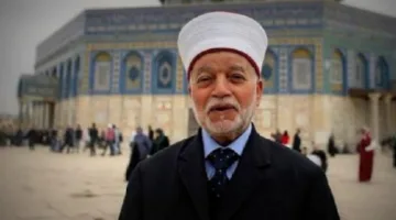 الشرطة الإسرائيلية تمنع خطيب الأقصى محمد حسين من دخول المسجد حتى يوم الأحد