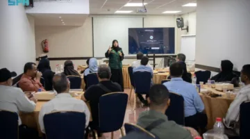 سلمان للإغاثة يطلق مشروعًا تطوعيًا لتدريب الكوادر الإدارية في محافظة عدن