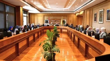 جامعة حلوان تعلن عن خطط للتوسع في الاعتماد الدولي بهدف تحسين جودة التعليم وتعزيز الريادة الإقليمية.