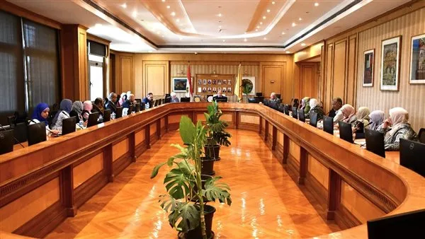 جامعة حلوان تعلن عن خطط للتوسع في الاعتماد الدولي بهدف تحسين جودة التعليم وتعزيز الريادة الإقليمية. جامعة حلوان تعلن عن خطط للتوسع في الاعتماد الدولي بهدف تحسين جودة التعليم وتعزيز الريادة الإقليمية.