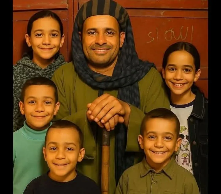 في أجواء من الحزن والصدمة، أهالي ديرمواس يتحضرون لدفن والد الأطفال الستة الذين فقدوا حياتهم. في أجواء من الحزن والصدمة، أهالي ديرمواس يتحضرون لدفن والد الأطفال الستة الذين فقدوا حياتهم.