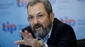 إيهود باراك: “أدعو إلى مقاومة مدنية وإضراب شامل حتى تغيير الحكومة واستقالة نتنياهو”