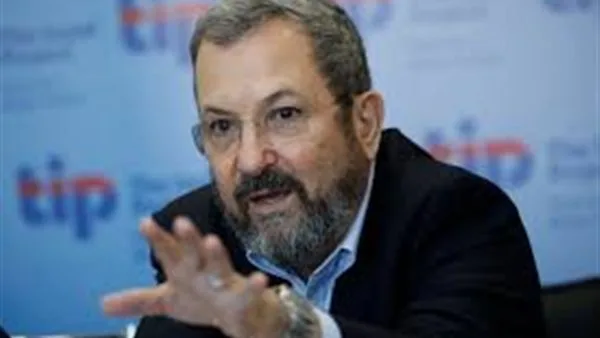 إيهود باراك: “أدعو إلى مقاومة مدنية وإضراب شامل حتى تغيير الحكومة واستقالة نتنياهو”