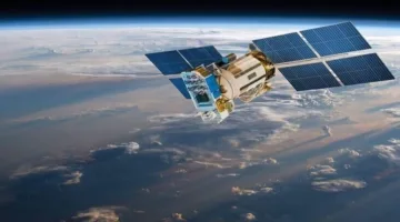 توجه نحو فهم أعمق للنشاط الشمسي: نتائج أولية من أقمار Ionosphere-M