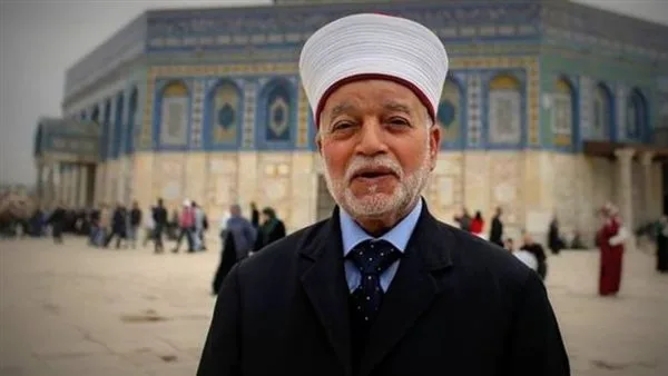 علي جمعة يبعث برسالة إلى مفتي القدس بعد اعتقاله: “بإذن الله ستنتصرون” علي جمعة يبعث برسالة إلى مفتي القدس بعد اعتقاله: “بإذن الله ستنتصرون”