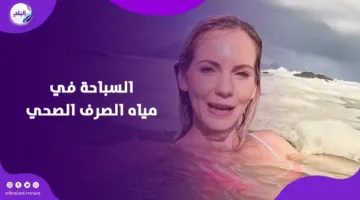 تسبح في الفوضى.. بلوجر تغامر في مياه الصرف الصحي بجنوب إفريقيا