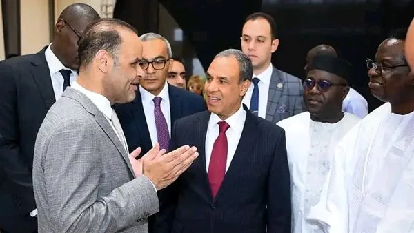 وزير الخارجية يدشن مصنع «سيلتال» المصري لإنتاج الأجهزة الكهربائية في السنغال وزير الخارجية يدشن مصنع «سيلتال» المصري لإنتاج الأجهزة الكهربائية في السنغال