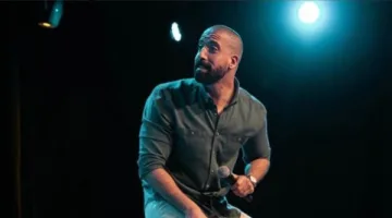 محمد حلمي يروي أغرب تجربة عاشها خلال عروض الكوميديا الارتجالية.