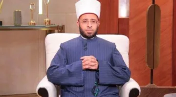 وزير الأوقاف يحيل عدداً من التجاوزات في المساجد إلى الجهات المختصة للتحقيق