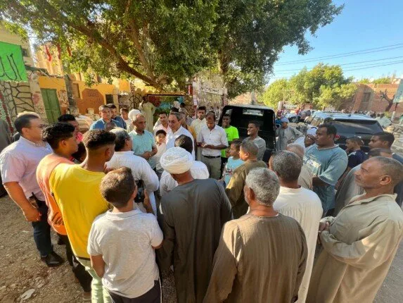 محافظ قنا: تعزيز شامل للحرف التقليدية وخطة لتحويلها إلى مصدر اقتصادي دائم محافظ قنا: تعزيز شامل للحرف التقليدية وخطة لتحويلها إلى مصدر اقتصادي دائم