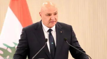 الرئيس اللبناني يعلن أنه يجري محادثات مباشرة مع “حزب الله” لحل قضية السلاح ويؤكد: المفاوضات تسير للأمام رغم التعقيدات.