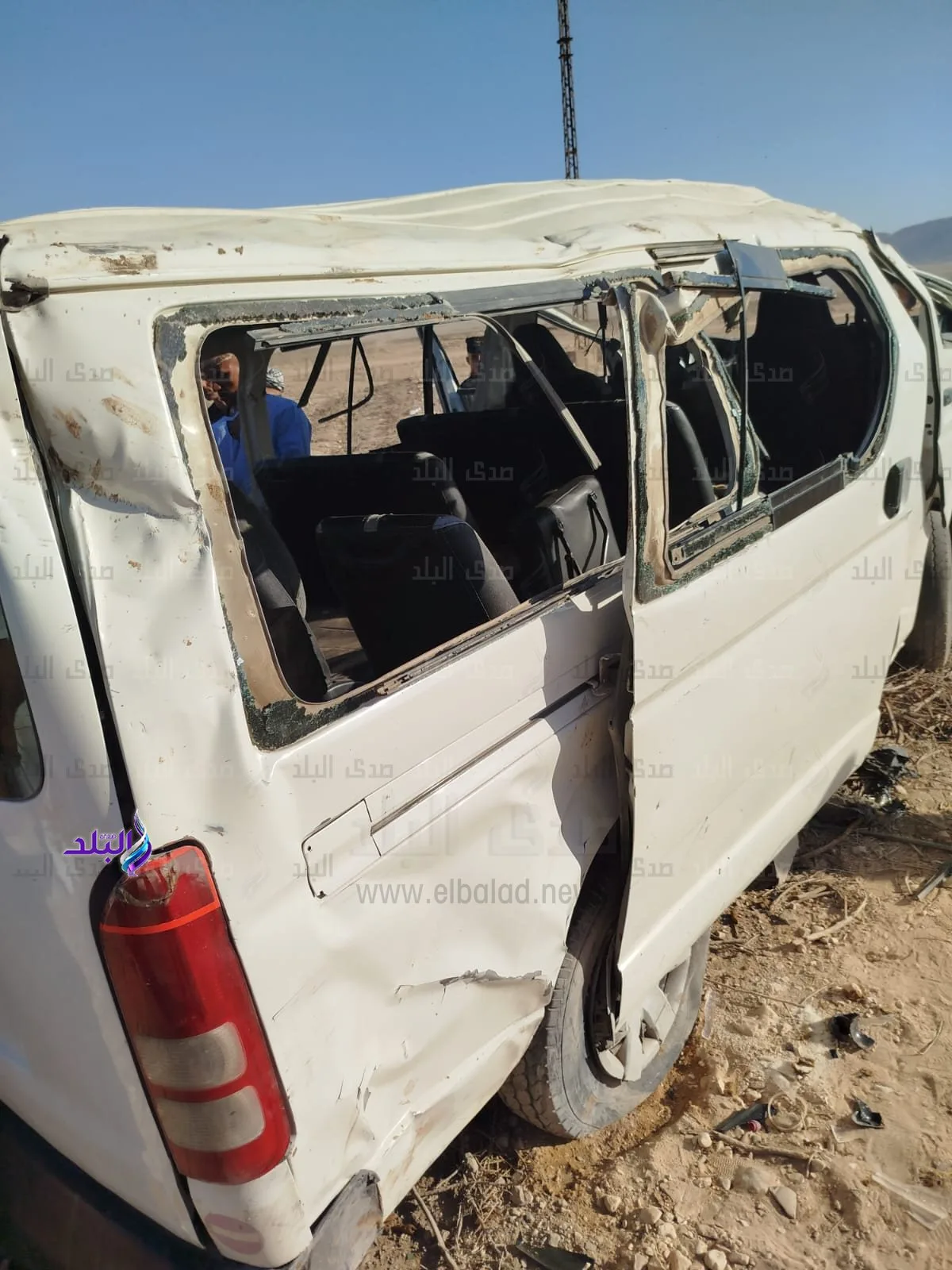 إصابة 24 فرداً، من بينهم أطفال، جراء انقلاب ميكروباص في قنا إصابة 24 فرداً، من بينهم أطفال، جراء انقلاب ميكروباص في قنا