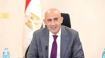 عاجل.. وزير التربية يكرم المتفوقين في الثانوية العامة لعام 2025