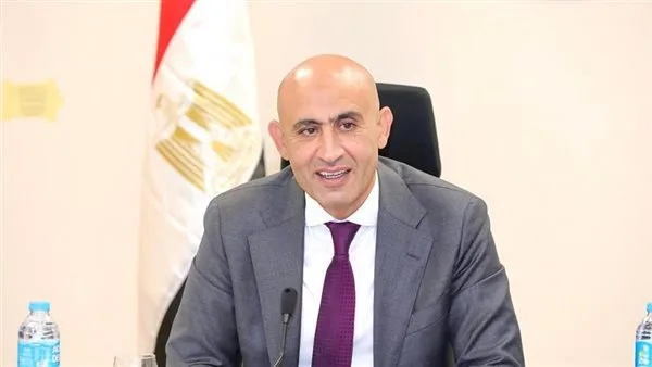 عاجل.. وزير التربية يكرم المتفوقين في الثانوية العامة لعام 2025 عاجل.. وزير التربية يكرم المتفوقين في الثانوية العامة لعام 2025