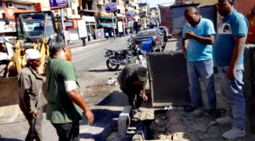 رئيس مدينة الأقصر يشرف على تحسين مستوى سور مبنى التلفزيون