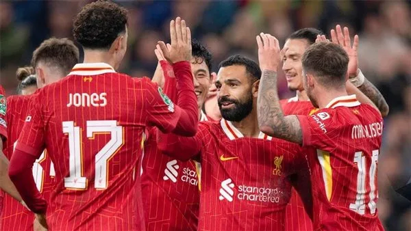 ليفربول مع “محمد صلاح” يلتقي بميلان في مباراة ودية