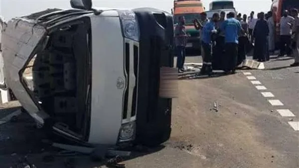 تعرّض 9 أفراد للإصابة نتيجة انقلاب حافلة صغيرة على الطريق الإقليمي في الشرقية. تعرّض 9 أفراد للإصابة نتيجة انقلاب حافلة صغيرة على الطريق الإقليمي في الشرقية.