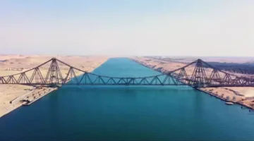 جسر الدوران الأفقي في قناة السويس: إنجاز هندسي يتطلع نحو المستقبل