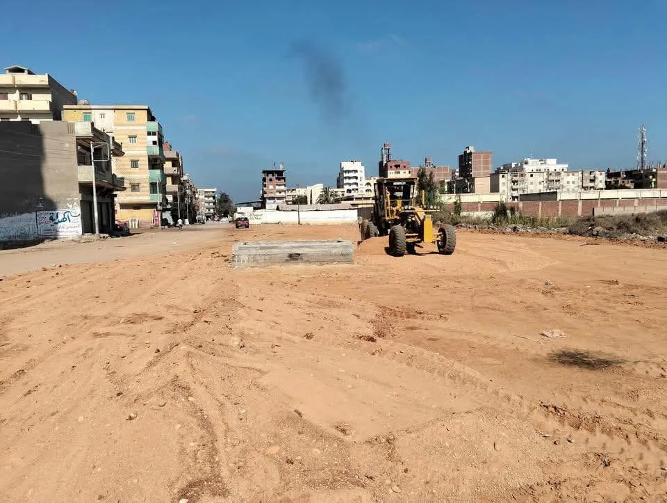 محافظ الغربية: مشروع تبليط وتغطية مصرف الزهار يوشك على الاكتمال قريبًا محافظ الغربية: مشروع تبليط وتغطية مصرف الزهار يوشك على الاكتمال قريبًا