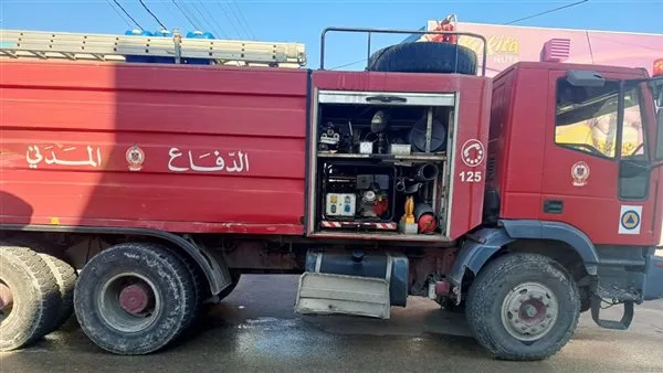 حريق ضخم في الجنوب والجهات المختصة تسعى لإطفائه حريق ضخم في الجنوب والجهات المختصة تسعى لإطفائه