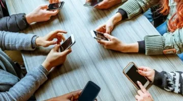 “توفير بيئة آمنة” .. خبير تكنولوجيا المعلومات يستعرض مزايا الأمان الحديثة لحسابات الشباب.