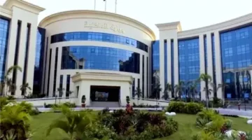 الداخلية تواصل تسهيل إجراءات الحصول على المستندات الشرطية للمسنين وذوي الاحتياجات الخاصة