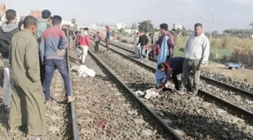 «المشهد المروع».. وفاة سيدة تحت عجلات القطار أمام أبنائها في الأقصر