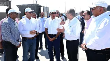 رئيس الحكومة يزور محطة الأبحاث لتجارب تحلية مياه البحر في مدينة العلمين الجديدة