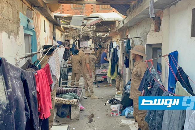 حملة تفتيش على سكن العمالة الوافدة في السبعة، السبت 26 يوليو 2025، (وزارة العمل والتأهيل)