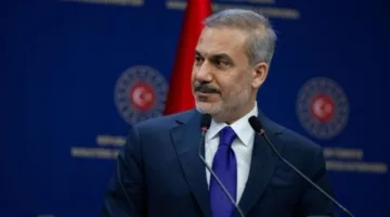 فيدان: أبدينا تحذيرات بشأن تقسيم سوريا بعد مراقبتنا للتطورات العامة.