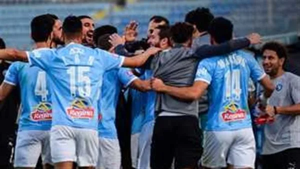 تقارير من التشيك: “بيراميدز يتفوق على الأهلي في المنافسة على ضم البرازيلي إيفرتون” تقارير من التشيك: “بيراميدز يتفوق على الأهلي في المنافسة على ضم البرازيلي إيفرتون”