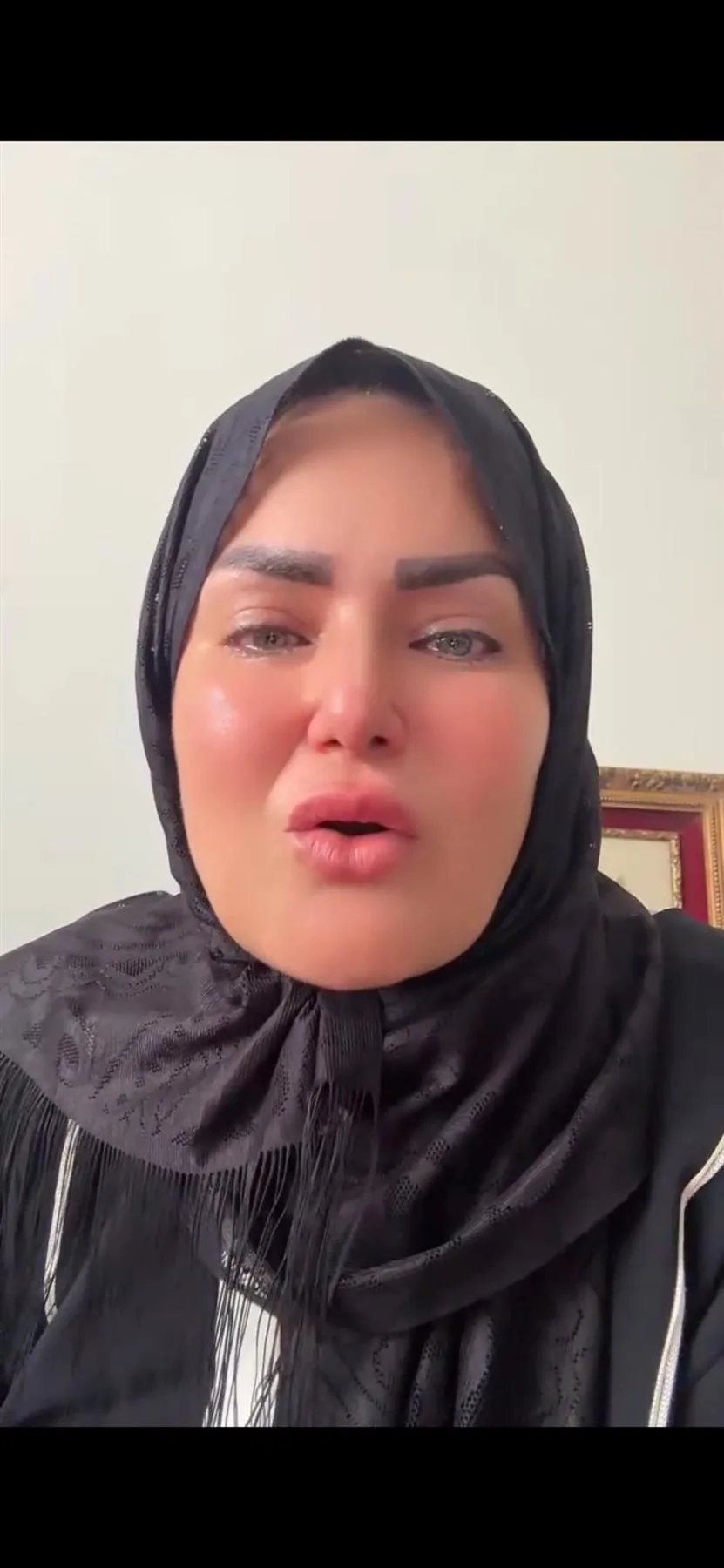 الفنانة سما المصري تثير الجدل على وسائل التواصل الاجتماعي بعد إعلان اعتزالها.